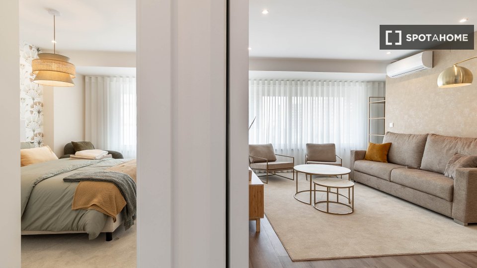 Apartment Lisbon, 1 bed — photo 12
