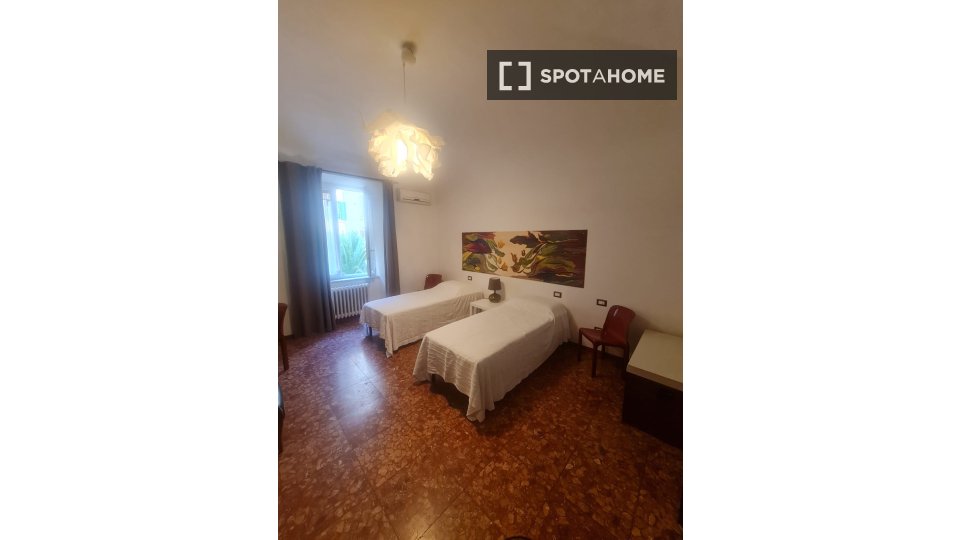 Double room Rome, 2 beds, 60m² — photo 2