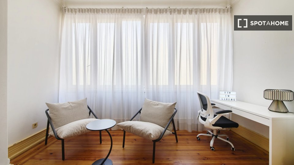 Double room Lisbon, 9 beds — photo 15