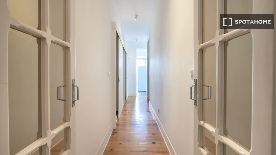 Double room Lisbon, 7 beds — photo 19