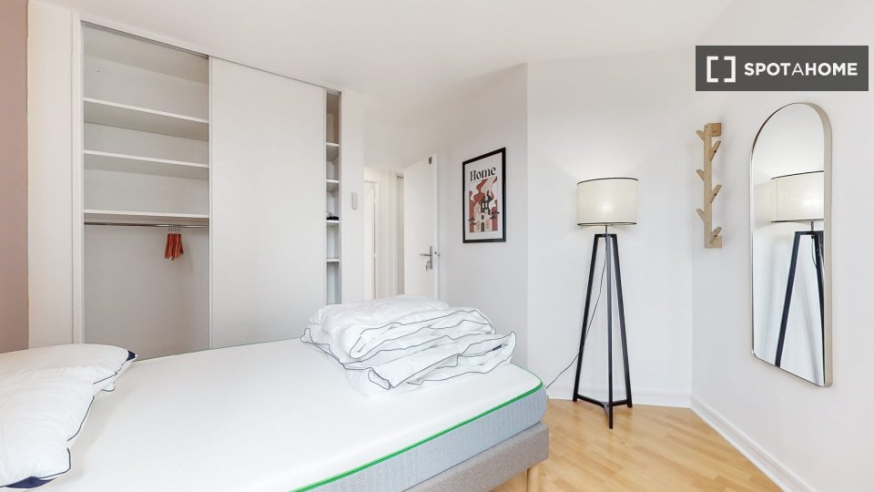 Double room Paris, 15 beds — photo 11