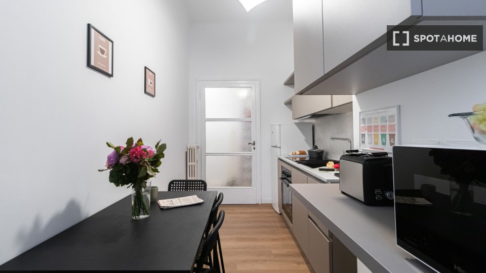 Apartment Milan, 1 bed, 80m² — photo 8