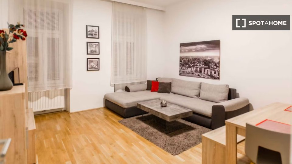 Apartment Vienna, 1 bed, 65m² — photo 2
