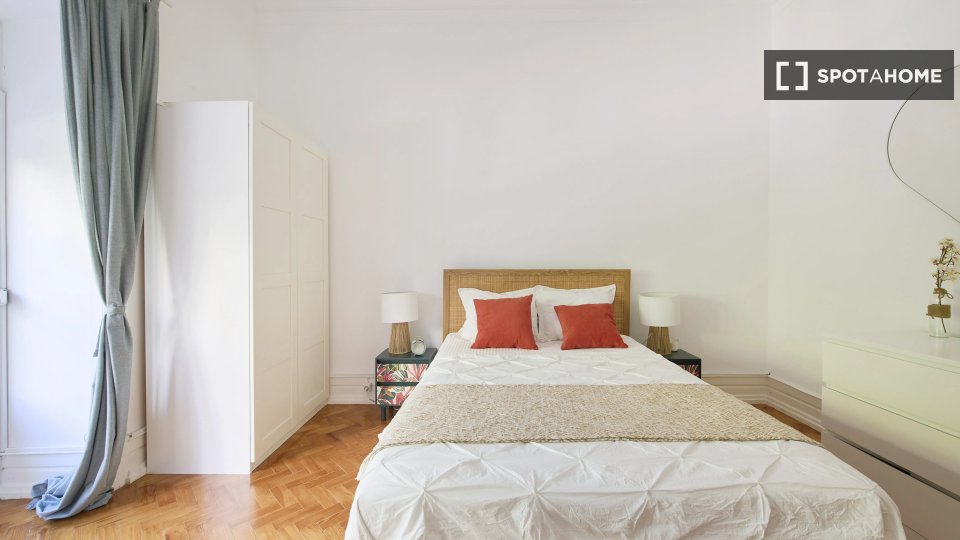 Double room Lisbon, 10 beds — photo 2
