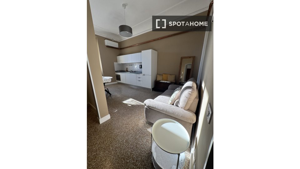 Apartment Florence, 2 beds, 65m² — photo 14