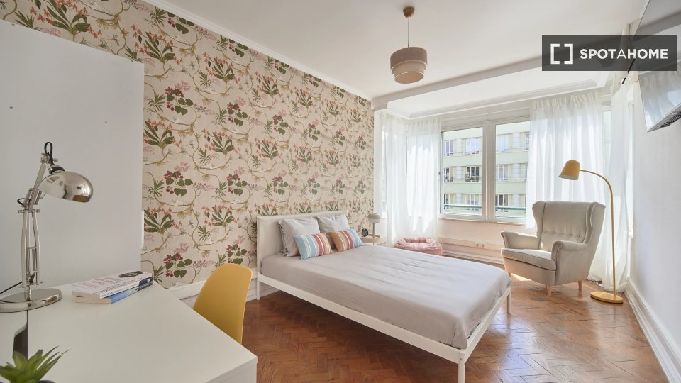 Double room Lisbon, 8 beds — photo 1