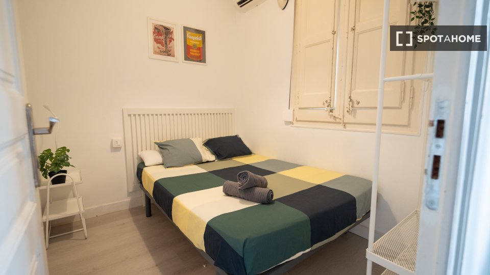 Habitación doble Barcelona, 5 habitaciones — foto 10