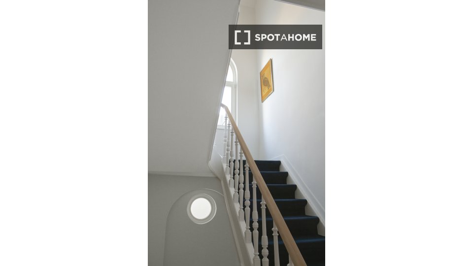 Double room Brussels, 13 beds, 140m² — photo 10