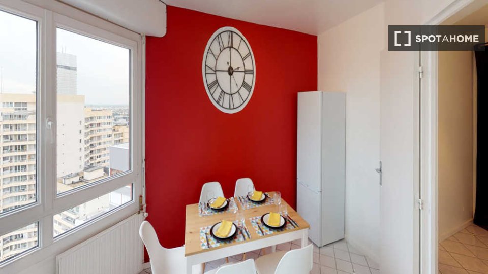 Double room Paris, 6 beds, 120m² — photo 2