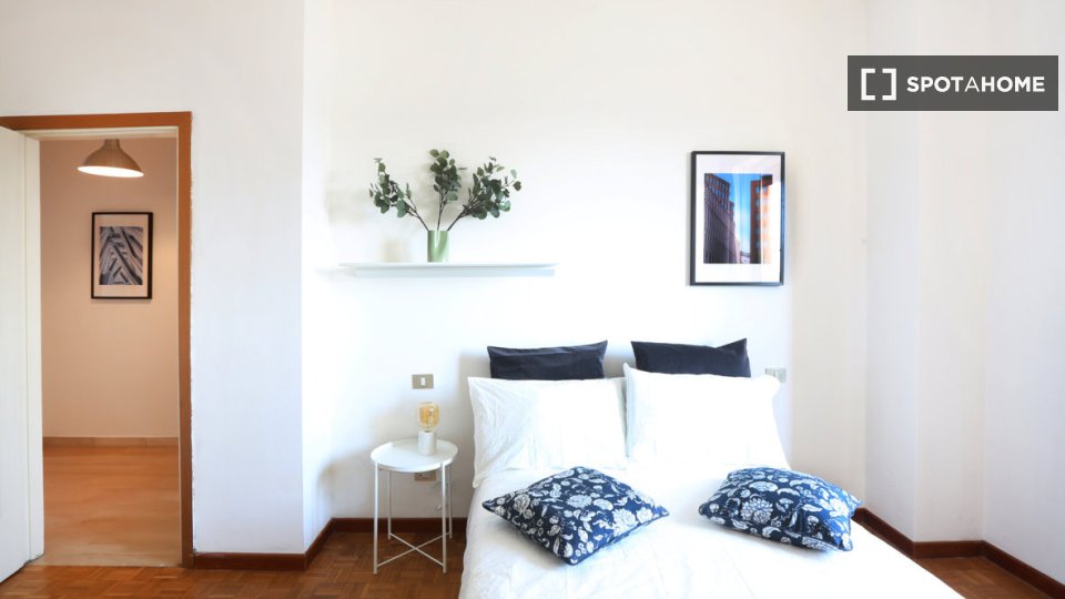 Double room Milan, 3 beds, 101m² — photo 4
