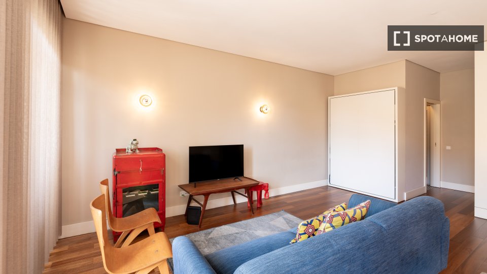 Apartment Porto, 1 bed, 105m² — photo 2