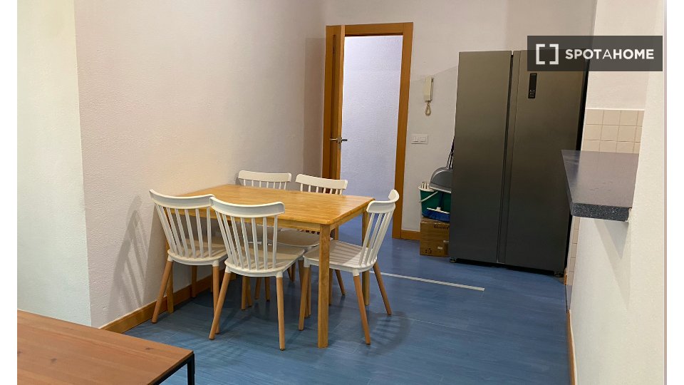 Double room Salamanca, 5 beds, 100m² — photo 16