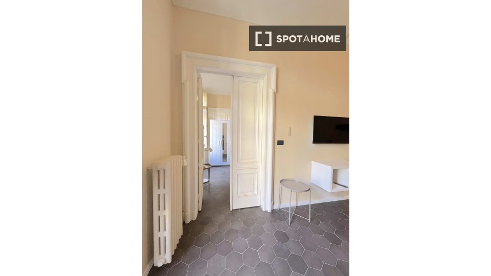 Apartment Turin, 2 beds, 60m² — photo 26