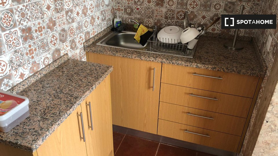 Double room Lisbon, 4 beds — photo 4