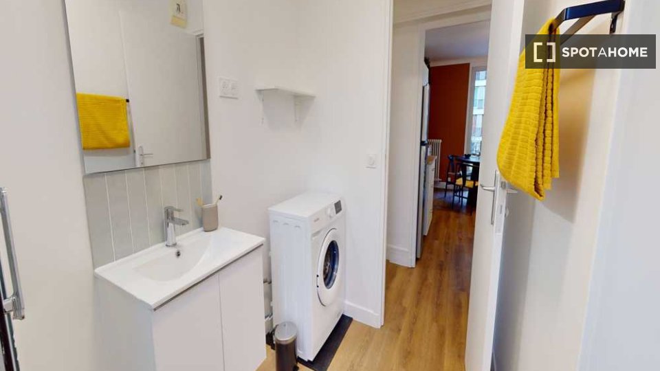 Double room Paris, 5 beds, 110m² — photo 20