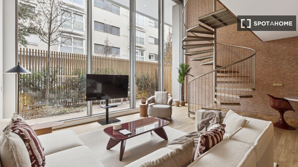 Apartment Madrid, 2 beds, 130m² — photo 7