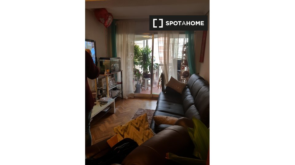 Double room Madrid, 3 beds — photo 2