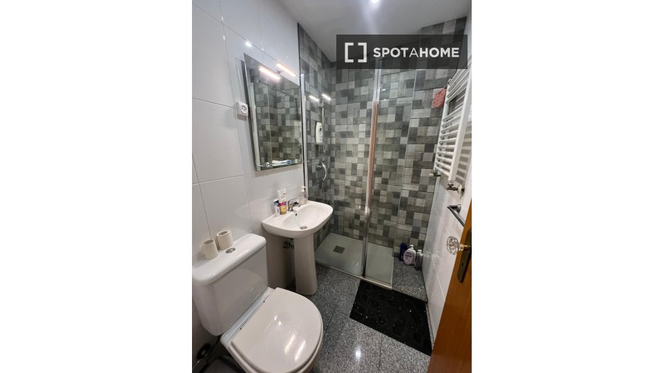 Double room Porto, 5 beds, 400m² — photo 8