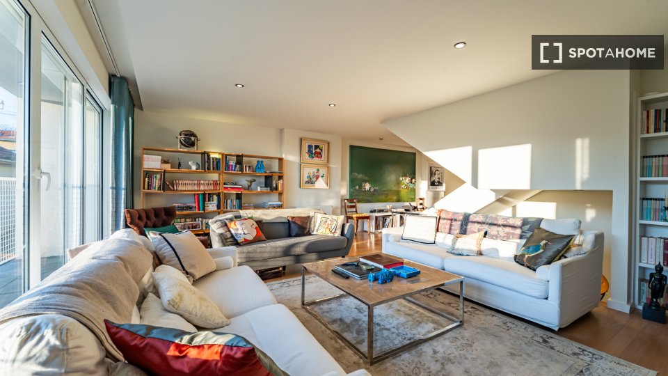 Apartment Porto, 3 beds, 202m² — photo 10