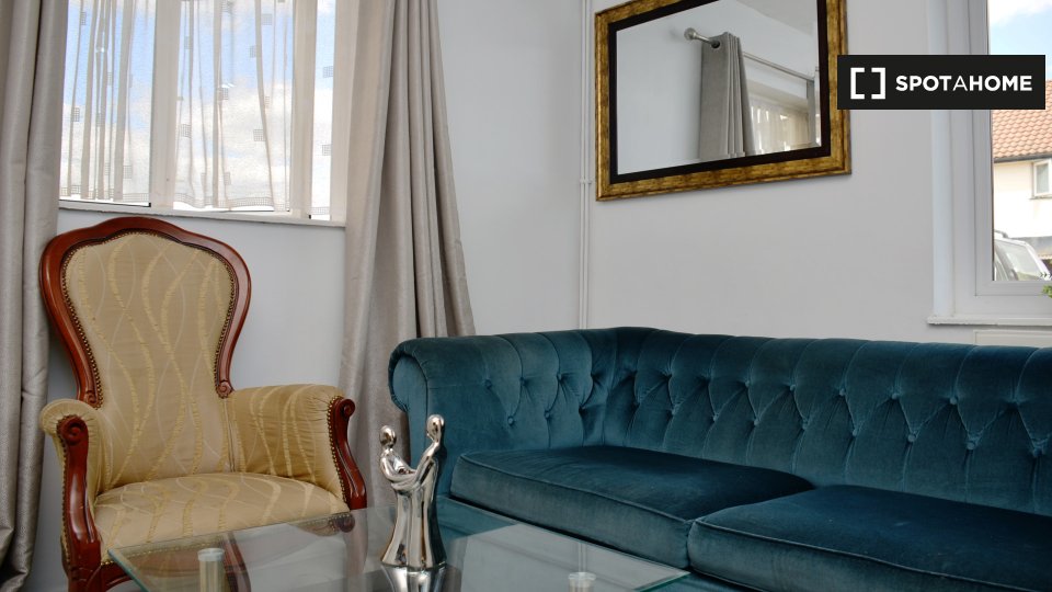 Apartment London, 4 beds — photo 1