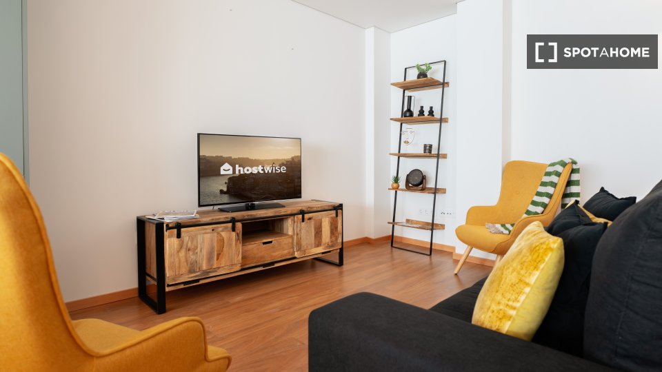 Apartment Porto, 2 beds, 35m² — photo 8
