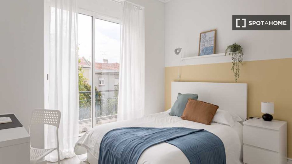 Double room Lisbon, 7 beds — photo 9