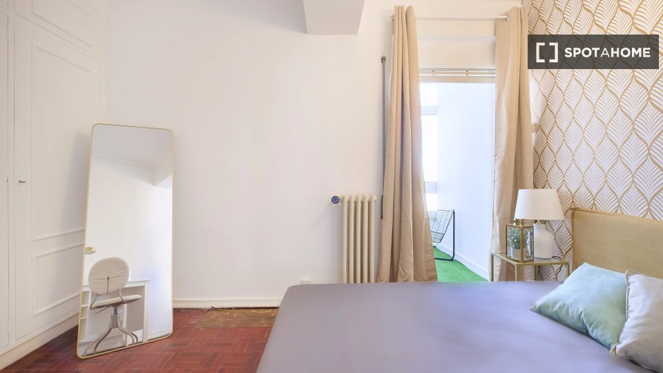 Double room Lisbon, 7 beds — photo 10