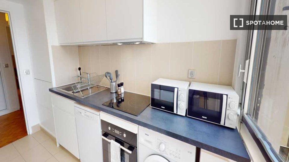 Double room Paris, 5 beds, 110m² — photo 12
