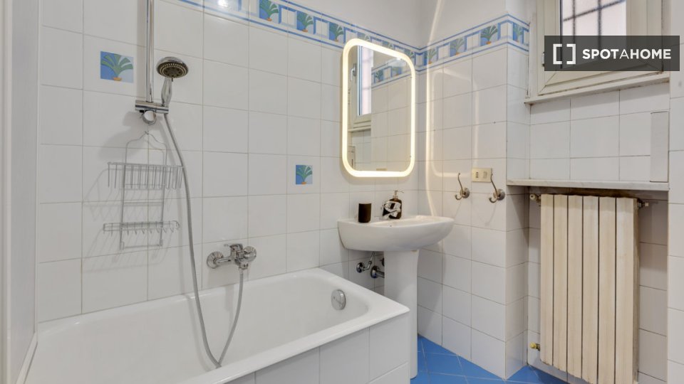 Double room Milan, 2 beds, 70m² — photo 7