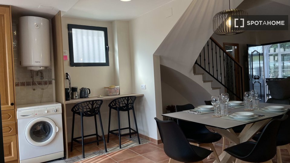 Apartment Valencia, 2 beds, 280m² — photo 13