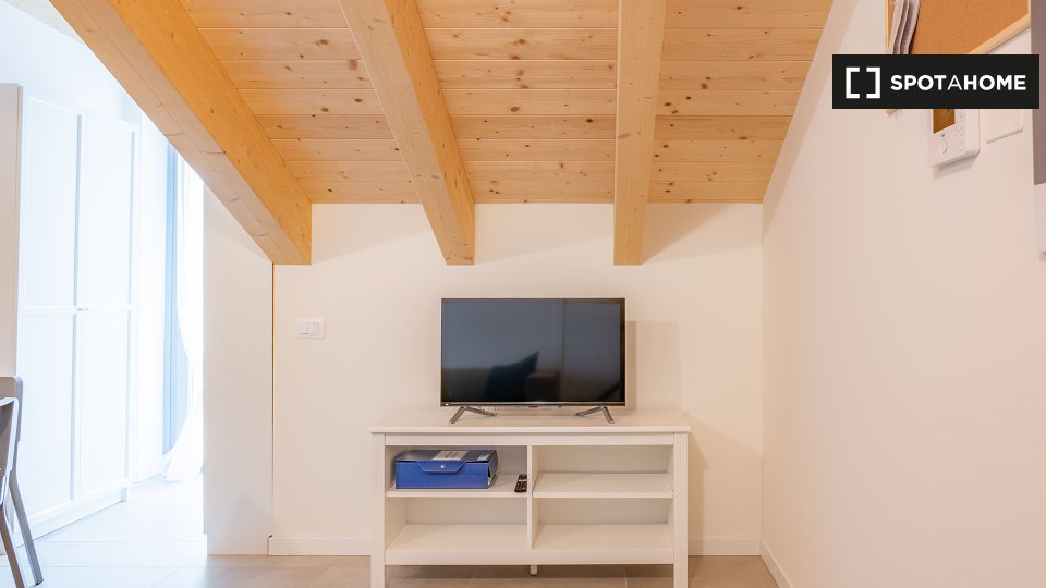 Double room Milan, 5 beds, 70m² — photo 11