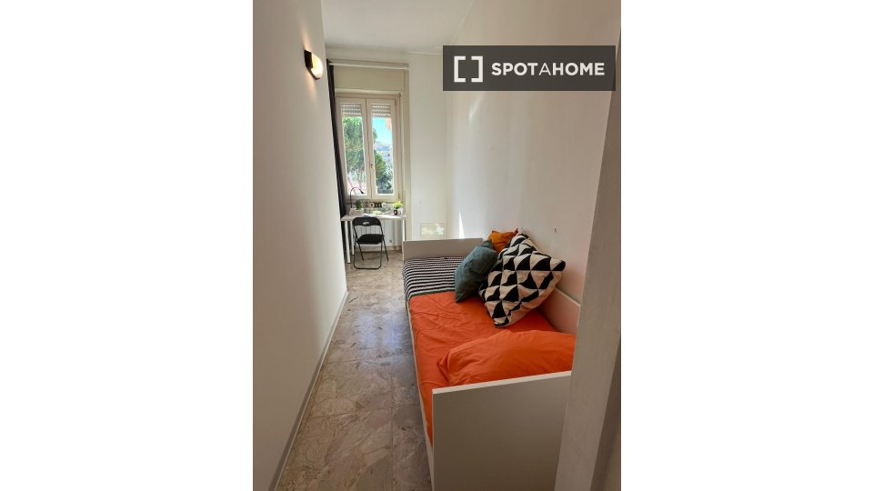 Double room Cagliari, 14 beds — photo 47