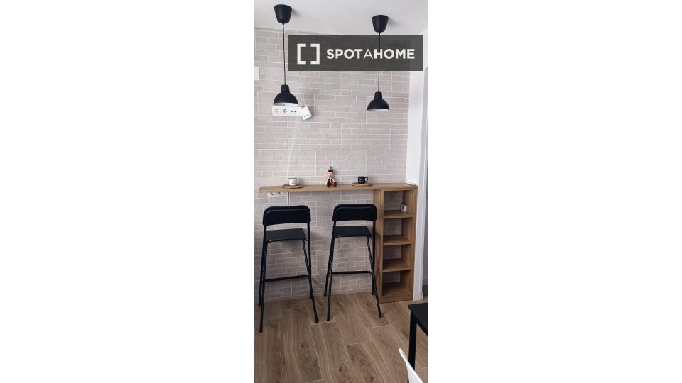 Double room Valencia, 5 beds, 105m² — photo 6