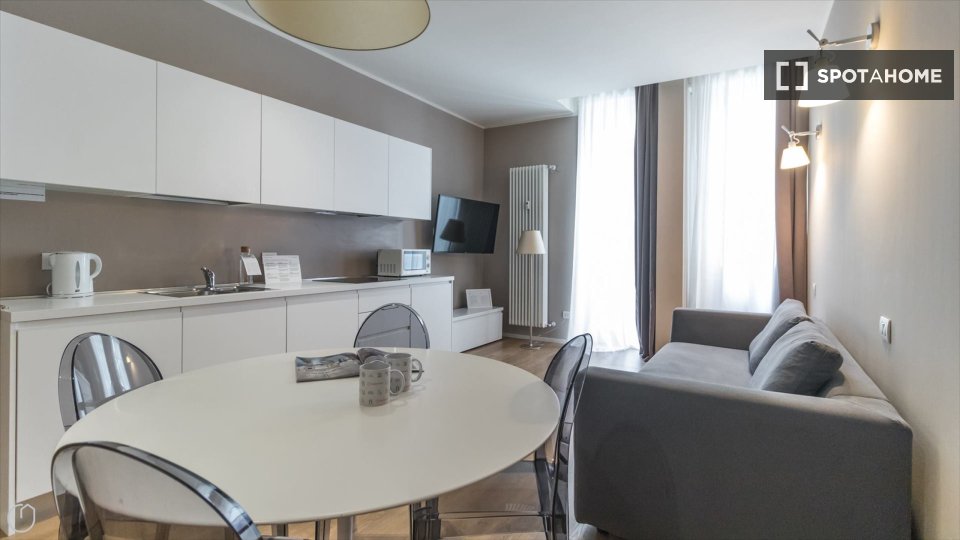Apartment Milan, 1 bed, 61m² — photo 19