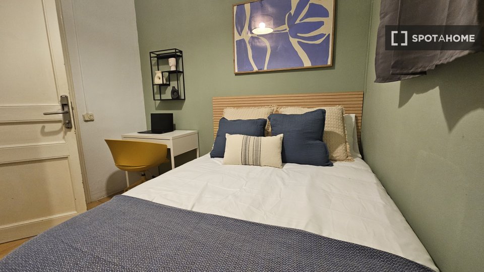 Double room Barcelona, 5 beds, 160m² — photo 17