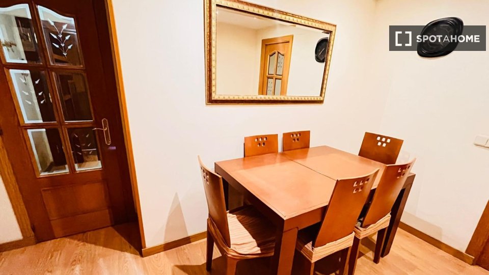 Double room Madrid, 4 beds — photo 14