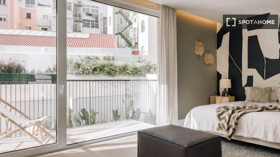 Apartment Lisbon, 2 beds — photo 14