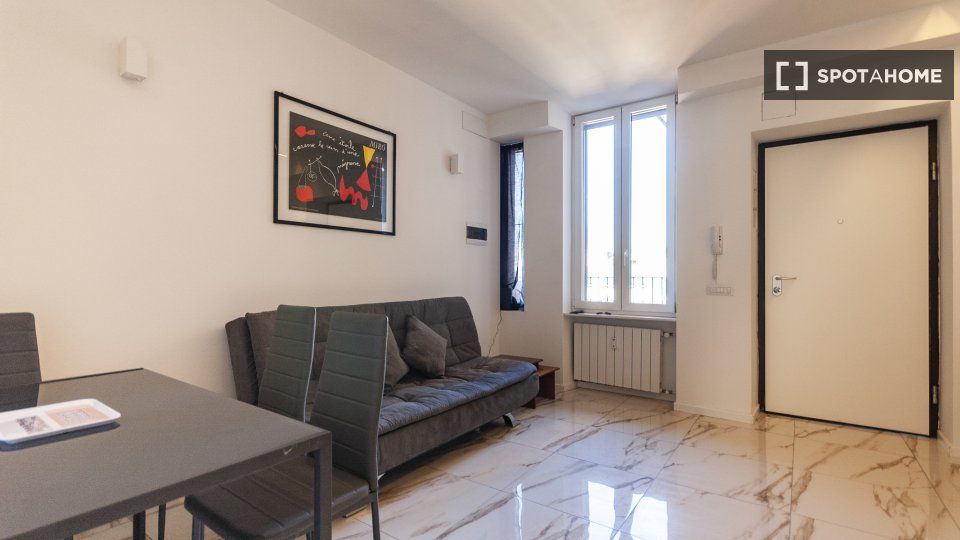 Apartment Milan, 1 bed, 44m² — photo 8
