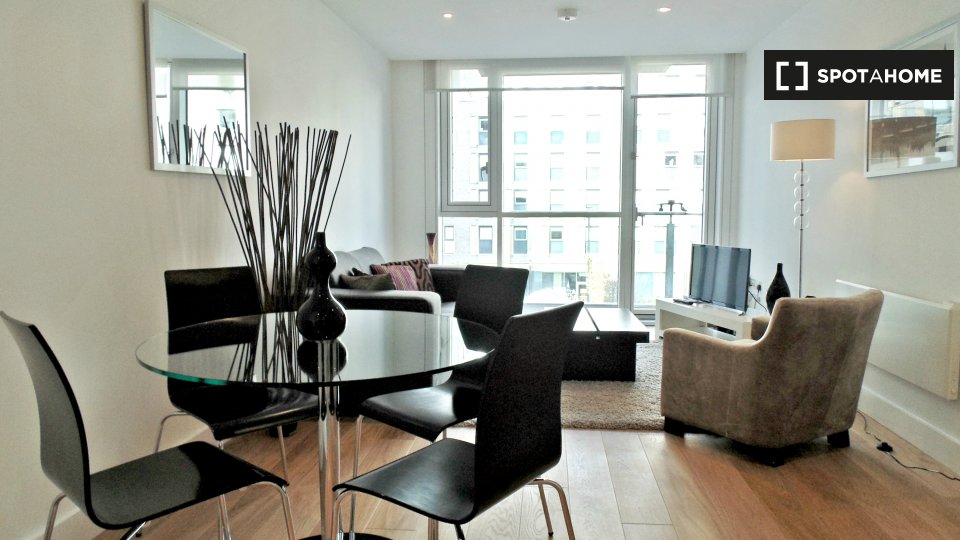 Apartment London, 1 bed — photo 1