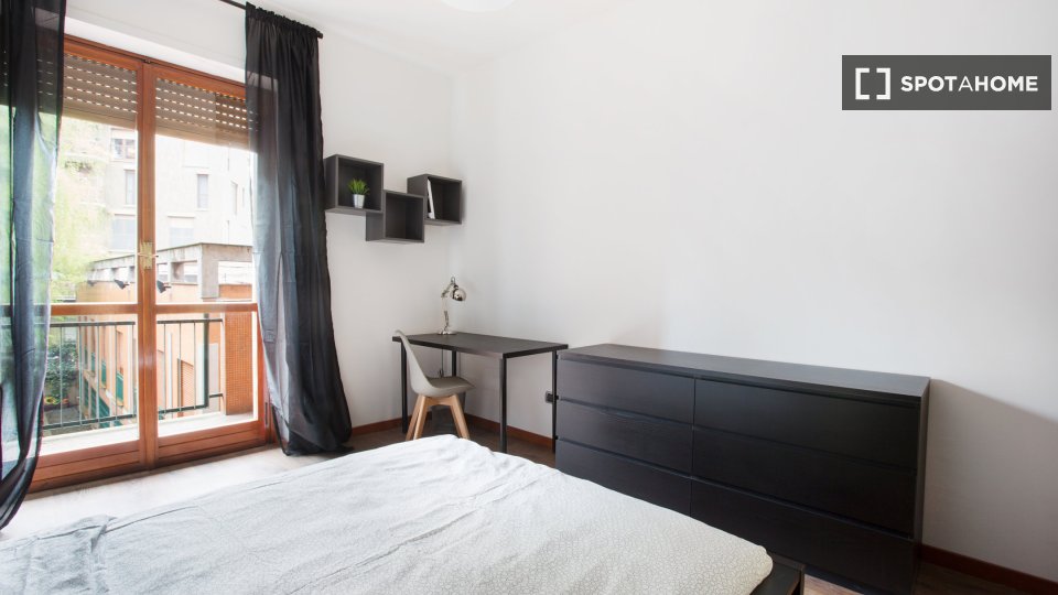 Double room Milan, 6 beds, 141m² — photo 2