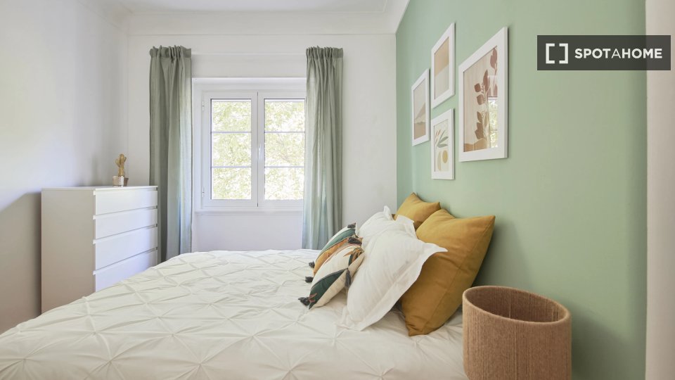 Double room Lisbon, 6 beds — photo 2