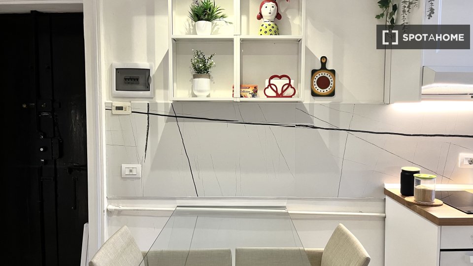 Apartment Milan, 1 bed — photo 13