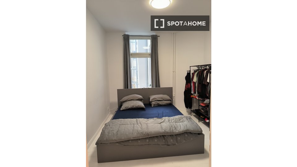 Apartment Berlin, 2 beds, 48m² — photo 2