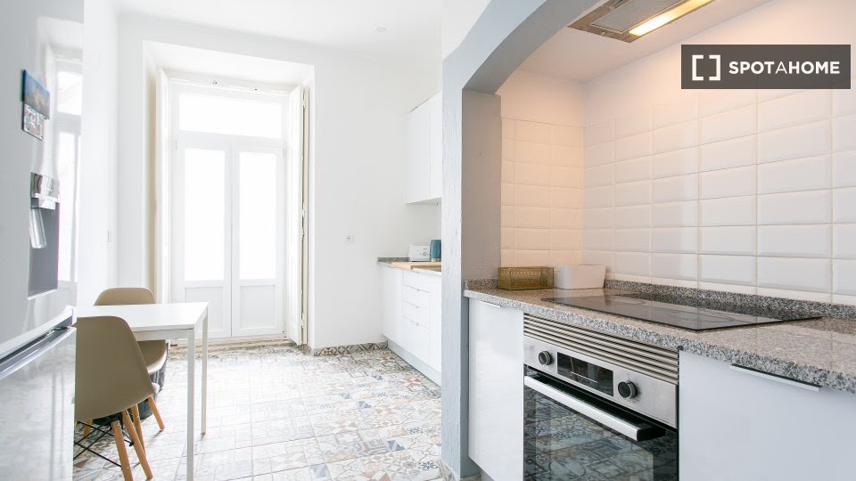 Double room Lisbon, 8 beds — photo 16