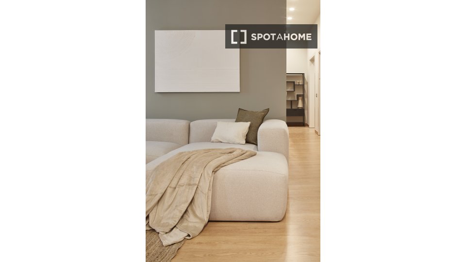 Apartment Barcelona, 2 beds, 75m² — photo 14