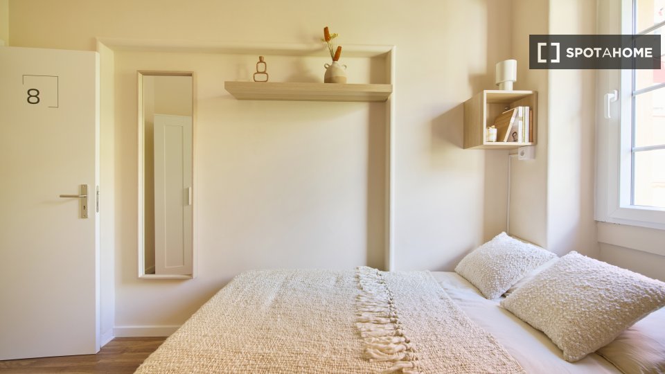 Double room Lisbon, 11 beds — photo 9