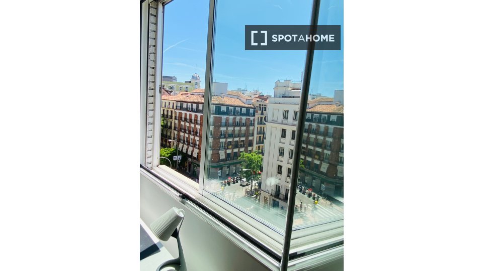 Double room Madrid, 7 beds — photo 7