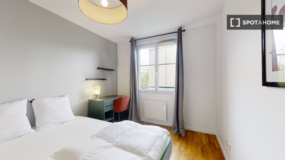 Double room Lyon, 15 beds — photo 10
