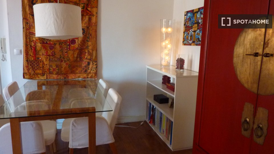 Apartment mono Lisbon, 60m² — photo 5