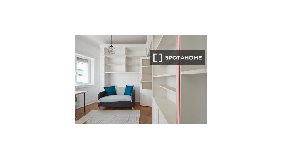 Double room Lisbon, 7 beds — photo 16